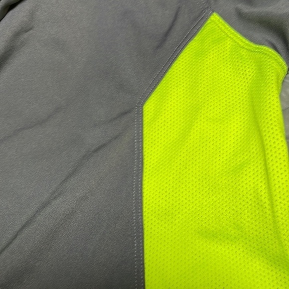 Nike golf dri fit polo size medium - Picture 4 of 5